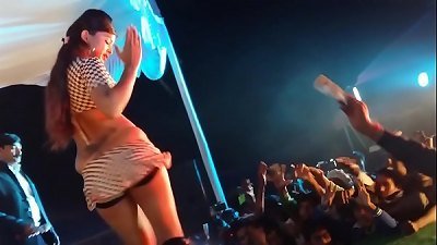 Bhojpuri molten Satge Dance Mujhra dance