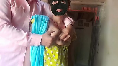 Deluwara Bhabhi Village super hot ladies sex in Home